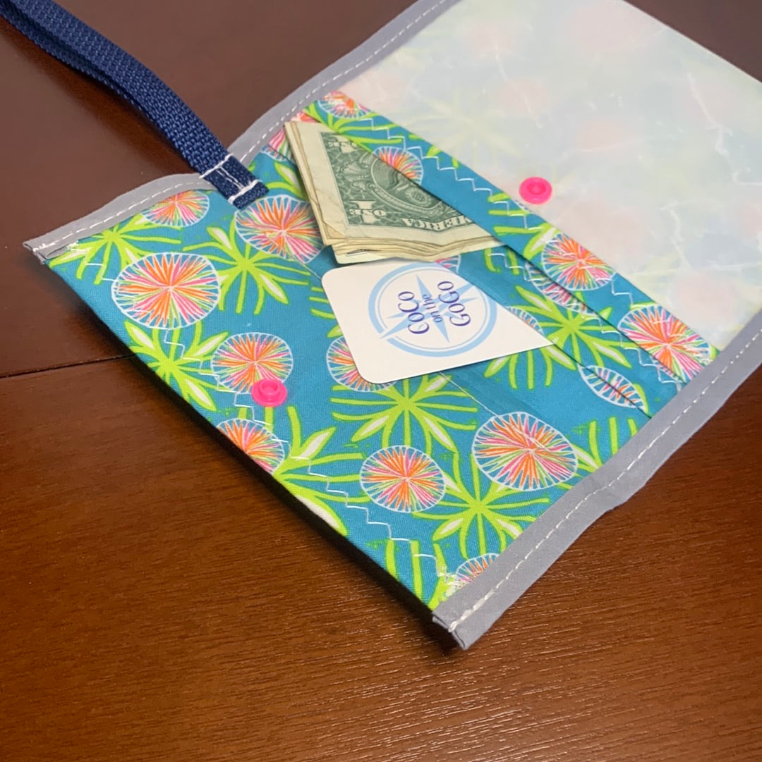 On the Go Wallet Plus