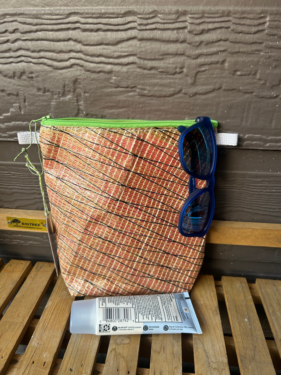 The Windward Pouch – Sailcloth Triangle Pouch | J105 Genoa, Pink Nylon Lining | One of a Kind | Made from Real Sail