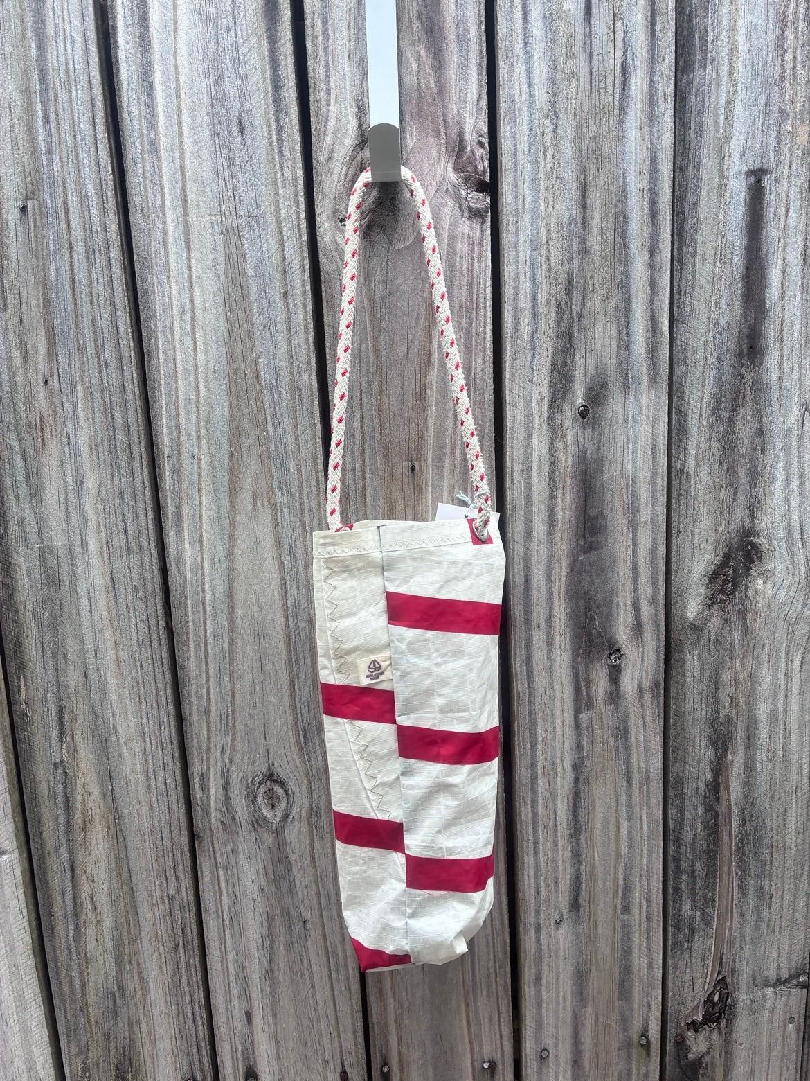 Wine Bag – Sailcloth Wine Tote | Candy Cane Stripe | Made from Real Sail